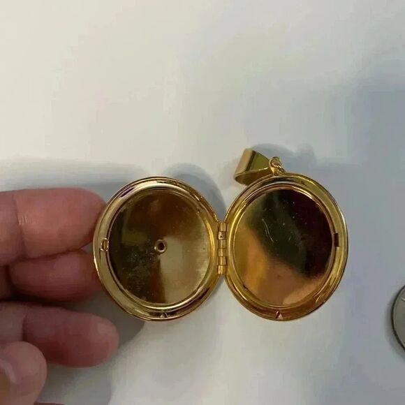 Replica Limoges Locket Pendant  - Picture 3 of 6